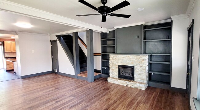 Living room fireplace - 1409 3rd Ave