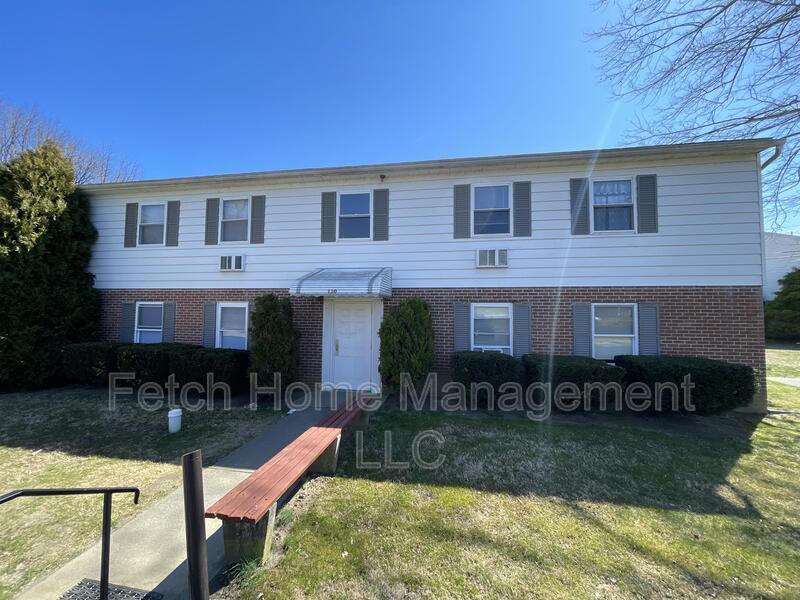 Primary Photo - 110 W Charlotte St