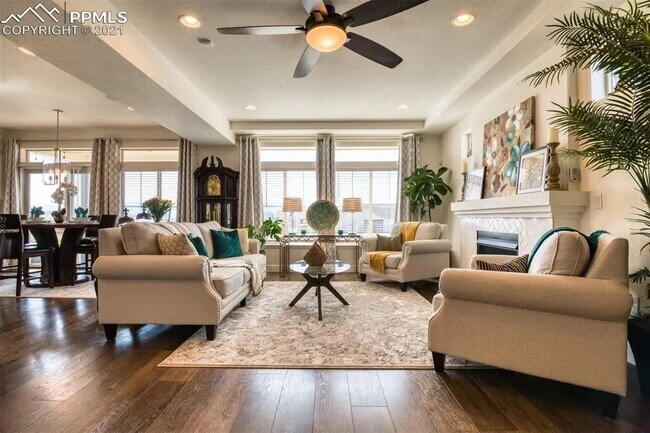 Foto del edificio - 6398 Moate Ln