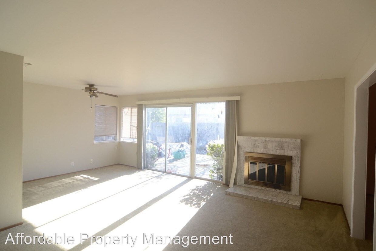 Building Photo - 31151 Birkdale Way