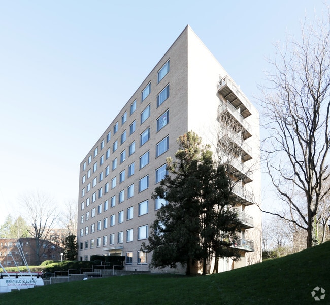 Robin Towers - Robin Towers Apartments