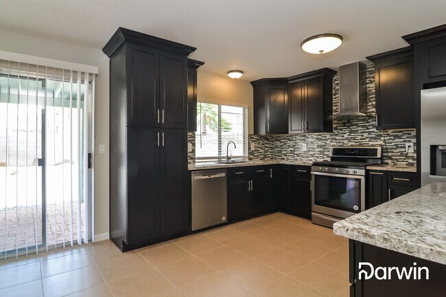 Foto del edificio - 1290 Linn Ln, Las Vegas, NV 89110
