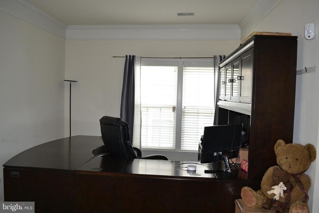 Foto del edificio - 21527 Overland Park Dr