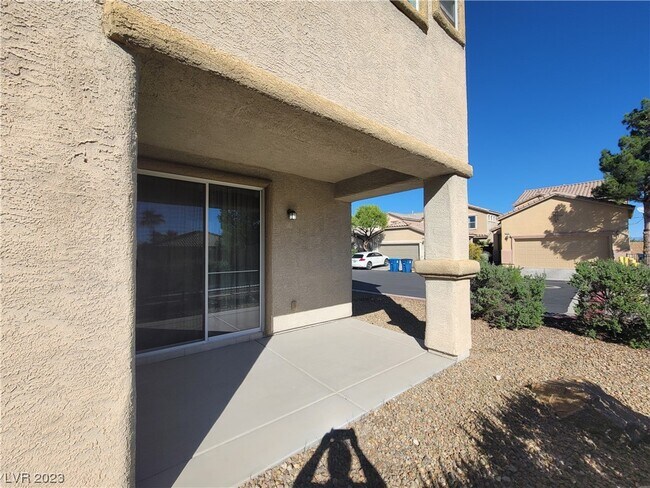 Foto del edificio - 8930 Partridge Hill St