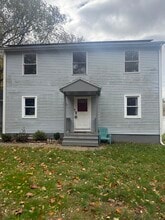 Building Photo - 770 Broadbridge Rd