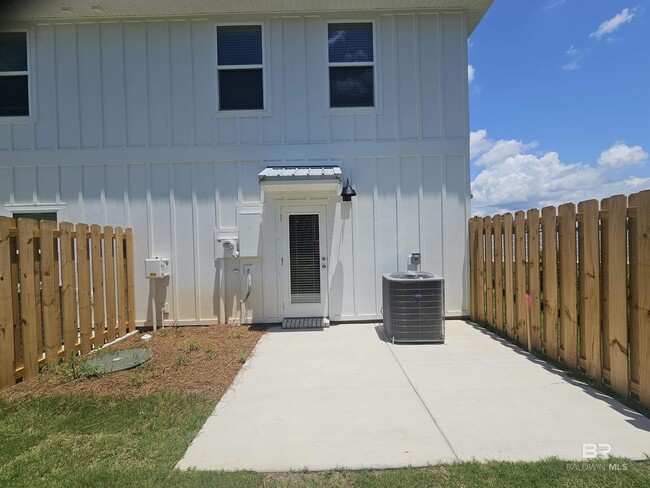 Building Photo - 4156 Lost Bay Dr