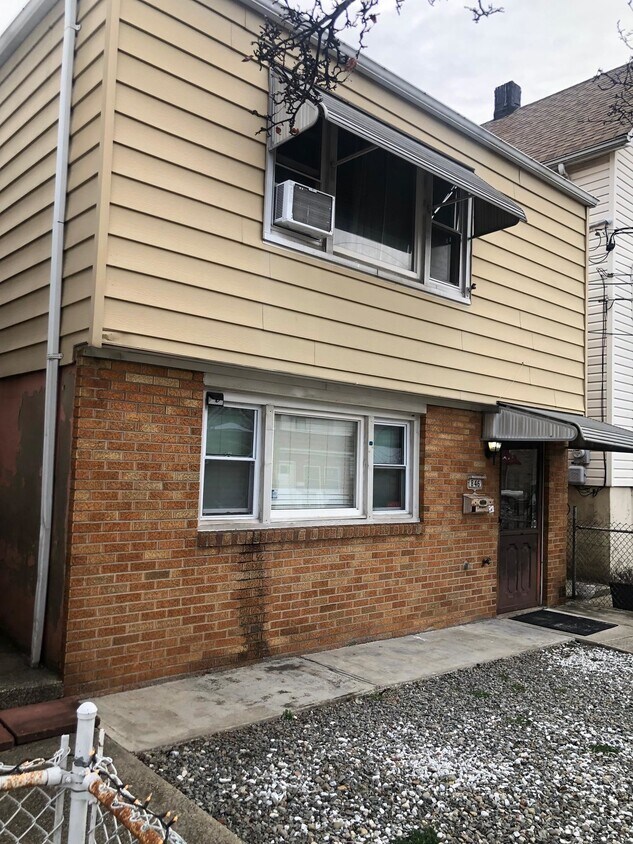 Foto principal - 846 7th St