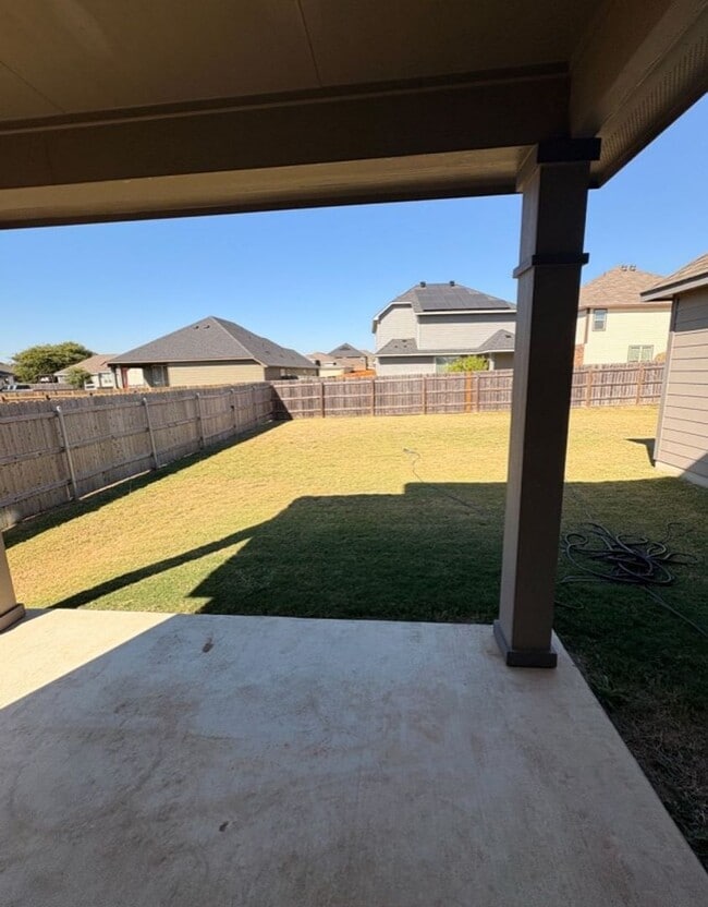 Foto del edificio - 1814 Bayou Wood Ln