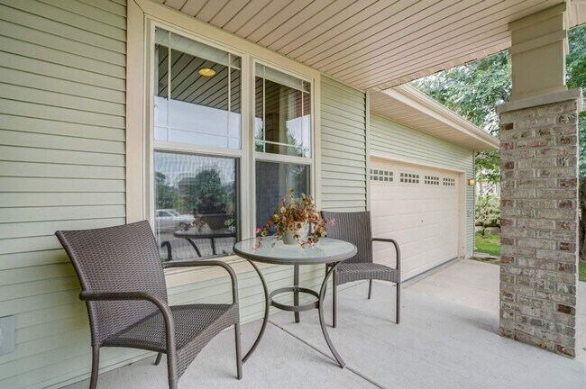Foto del edificio - 3 bed / 3 bath House in Deforest!
