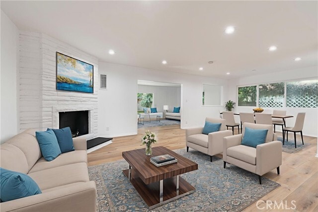 Building Photo - 14028 Cantlay St