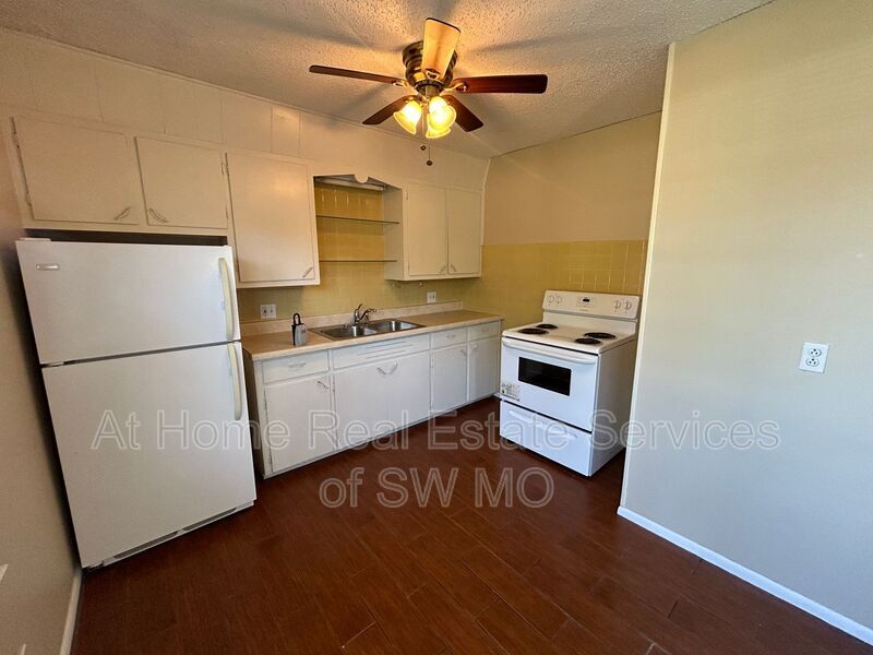 Primary Photo - 610 W Montclair St