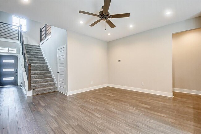 Foto del edificio - 16515 Oasis Mdw Ln