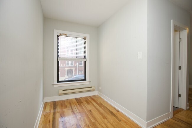 Foto del edificio - 2904 N Mildred Ave