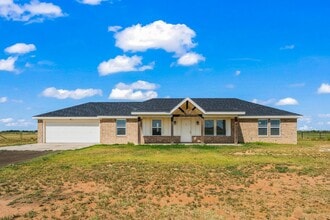 Building Photo - 8707 N County Rd 3200