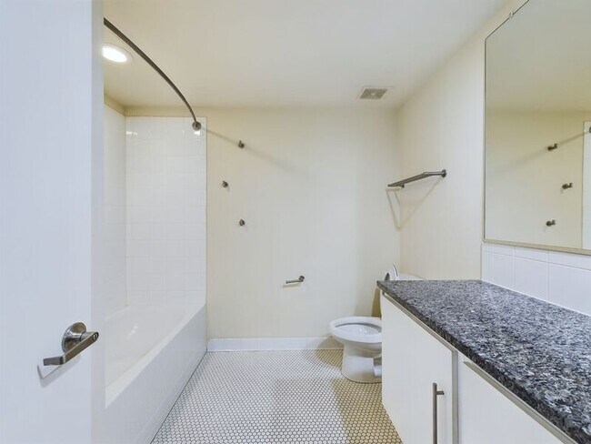 Foto del edificio - 815 Perry St