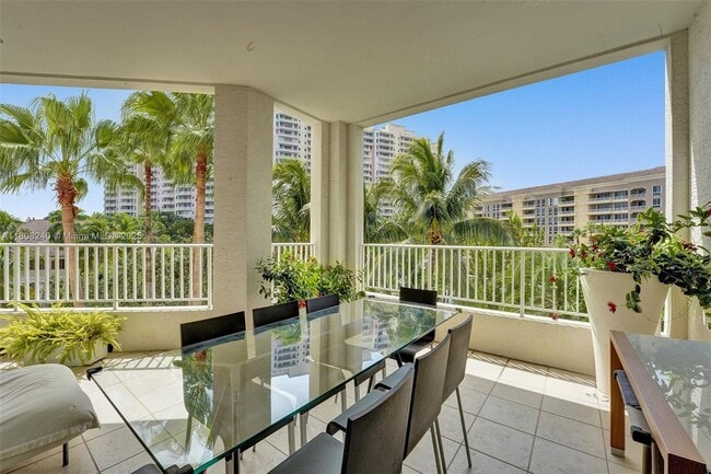 Building Photo - 715 Crandon Blvd