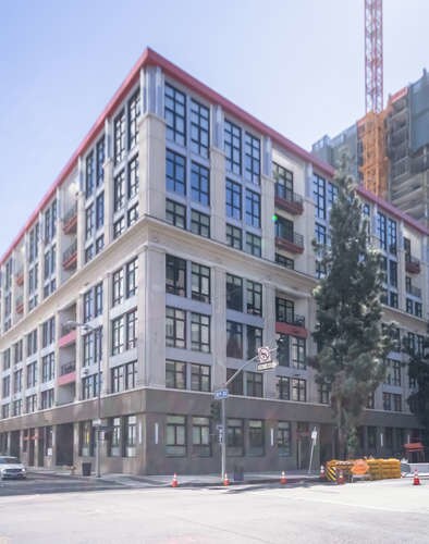 Primary Photo - 330 W 11th St