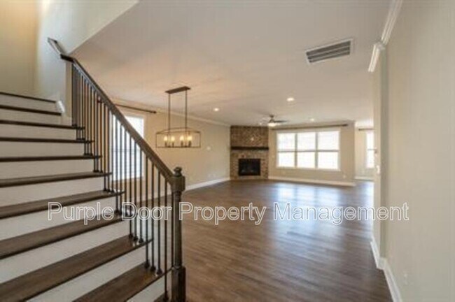 Foto del edificio - 318 Timbercreek Dr