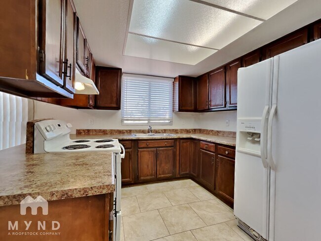 Foto del edificio - 2121 W Morrow Dr