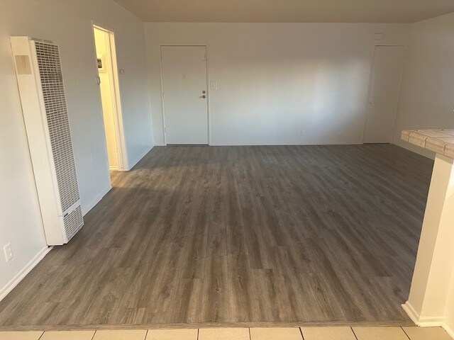 living room - 5113 Roseland St