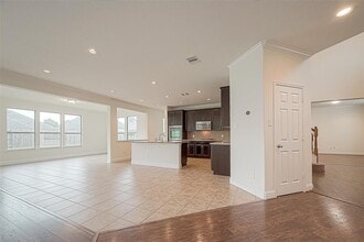 Building Photo - 4419 Matagorda Lakes Dr