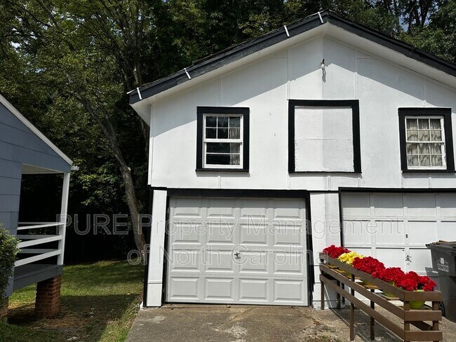 Building Photo - 224 Fairview Dr