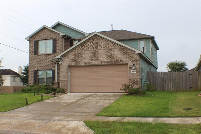 Building Photo - 1203 Lancer Leap Dr