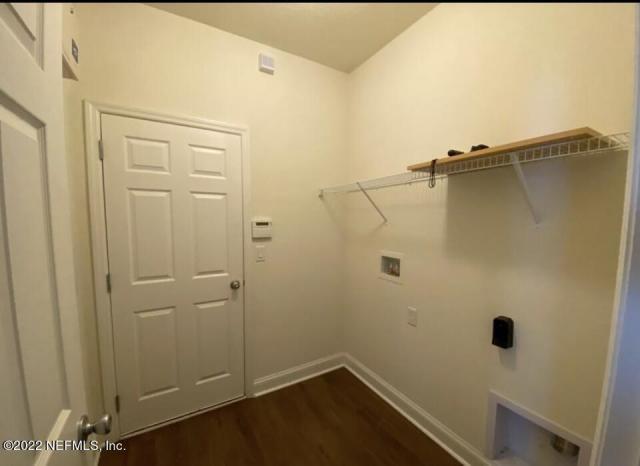 Foto del edificio - 4 bedroom in Jacksonville FL 32216