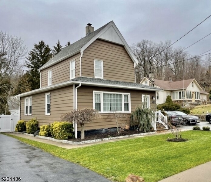 393 Ringwood Ave, Wanaque, NJ 07465 House Rental in Wanaque, NJ