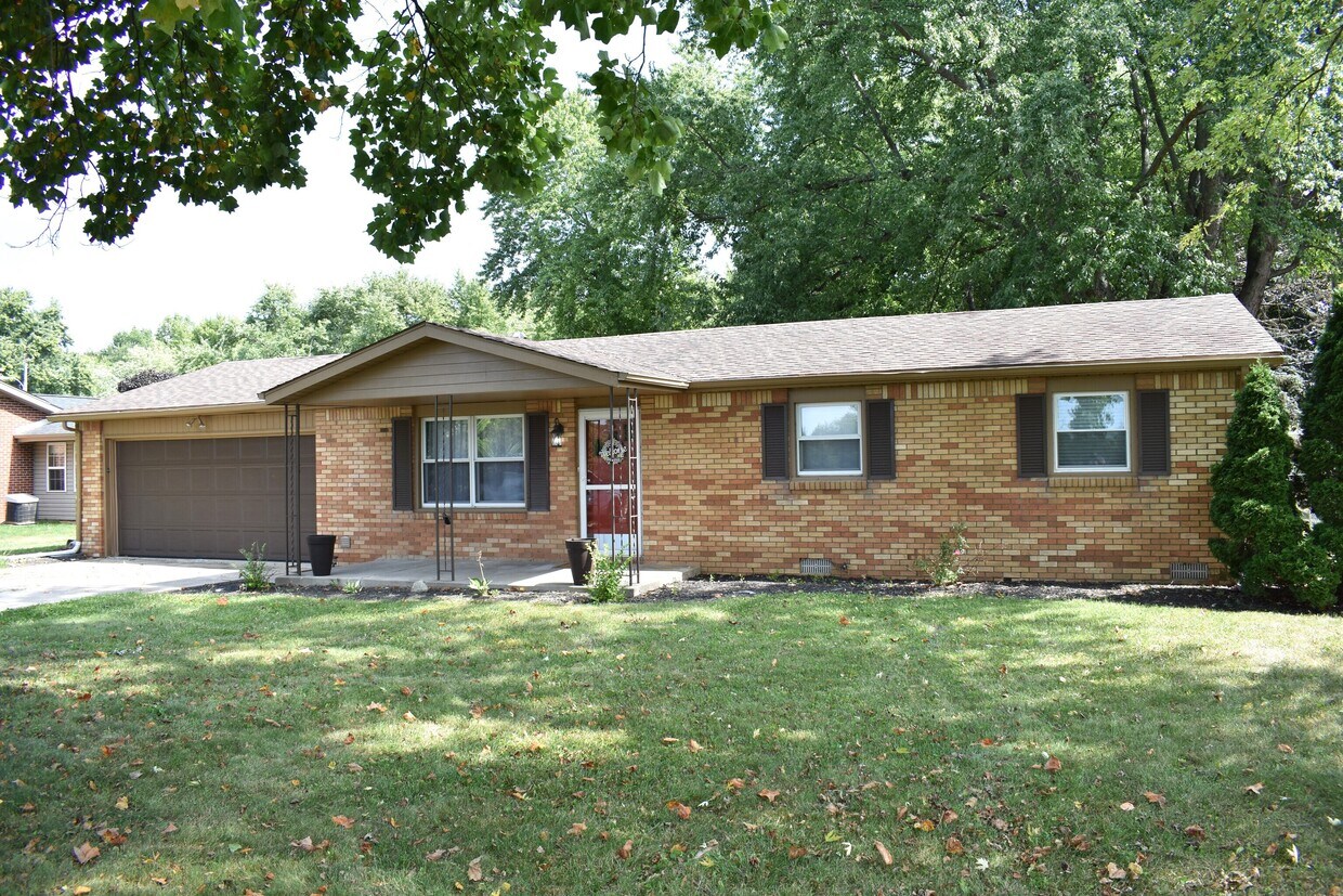 2400 N 200 E, Anderson, IN 46012 House Rental in Anderson, IN