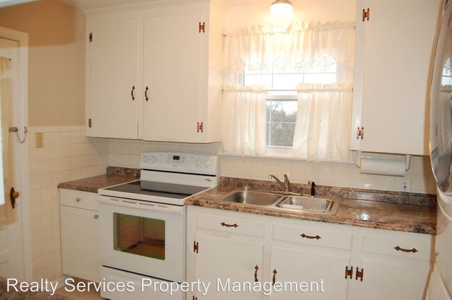 Foto del edificio - 3 br, 1 bath House - 4513 Brooklawn Circle