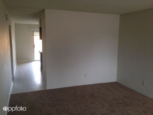 Foto del edificio - 860 W Westfield Ave