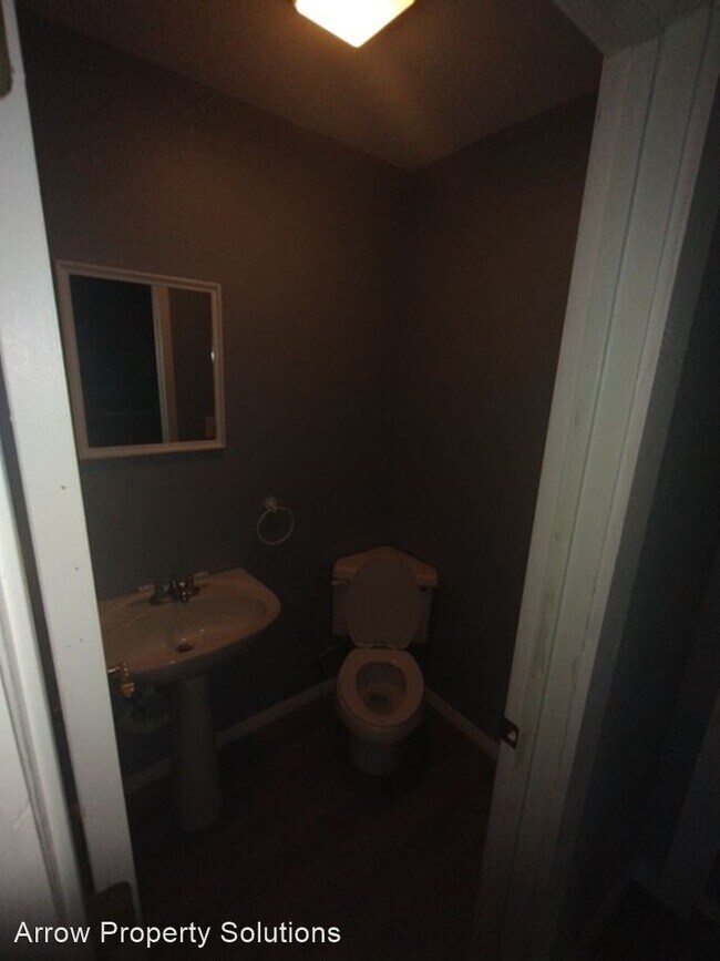 Foto del edificio - 4 br, 2.5 bath House - 904 S. Buckeye St.