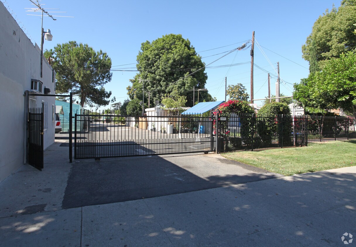 Foto del edificio - Ricks Trailer Lodge