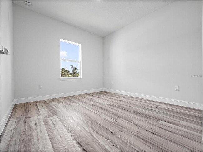 Foto del edificio - 4034 SW 157th Place Rd