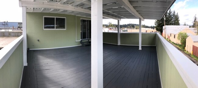 Building Photo - 1242 Main St