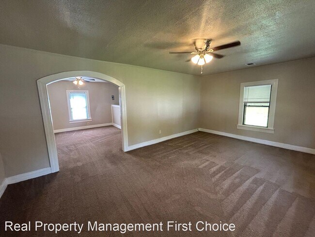 Building Photo - 2 br, 1 bath House - 2705 Jenny Lind