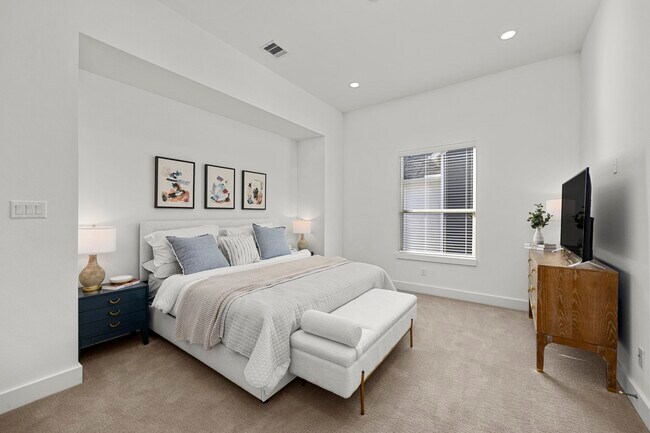 Foto del edificio - 1570 W Tidwell Rd