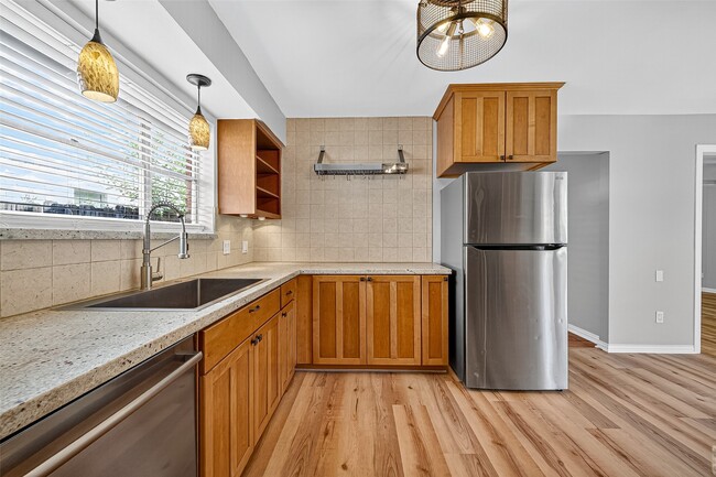 Foto del edificio - 2107 Briargreen Dr