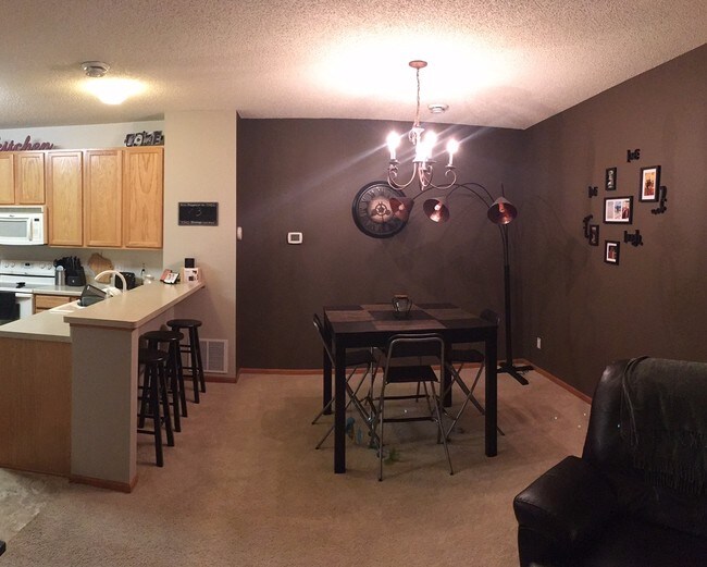 735 Willow Glen Dr, Buffalo, MN 55313 Townhome Rentals in Buffalo MN