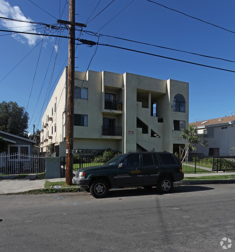 Building Photo - 260 S Avenue 55