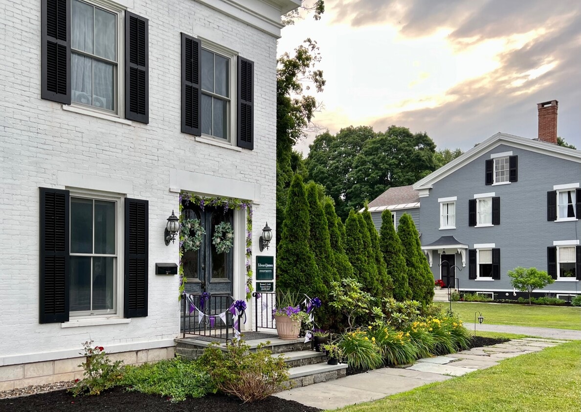 2 Church St Unit Apt 1, Greenwich, NY 12834 Apartments in Greenwich