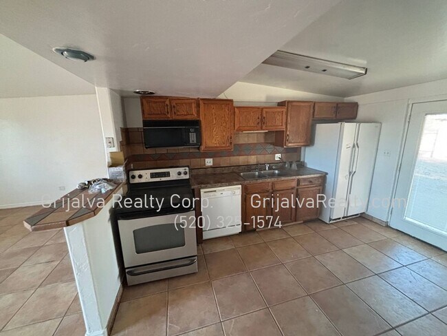 Foto del edificio - Northwest 3 Bed, 2 Bath House for Rent (Ru...