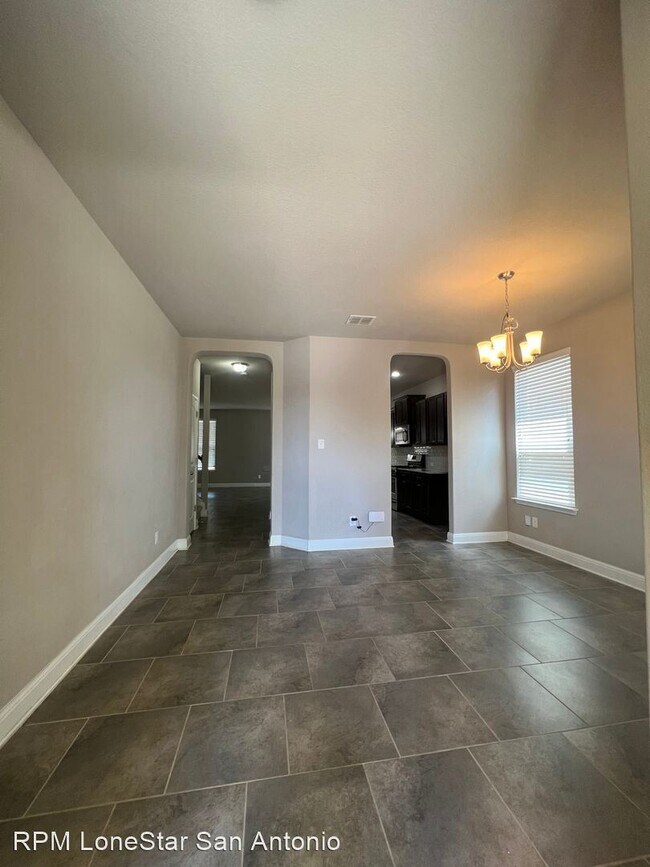 Building Photo - 4 br, 2.5 bath House - 12907 Brewster Mill
