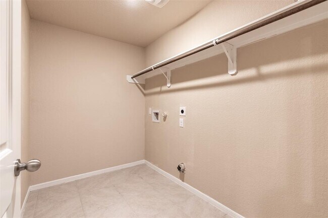 Building Photo - 2906 Iron Range Ct