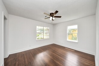 Building Photo - 3714 Florinda St