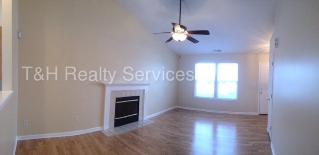 Building Photo - 5362 Greensward Ln