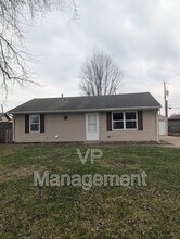 Building Photo - 6904 N Pine St
