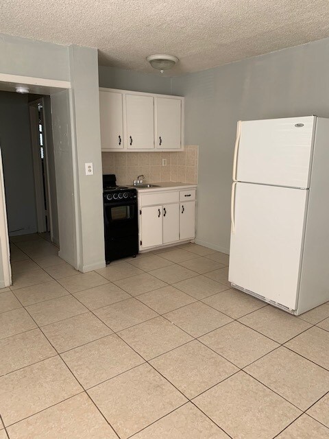 Foto del edificio - 5436 NW 19th St