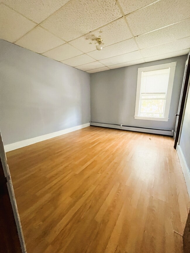 Building Photo - 205 Cumberland St